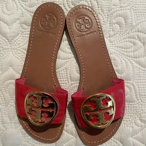 Tory Burch Hot Pink Patent Leather Slides Size 6 1/2